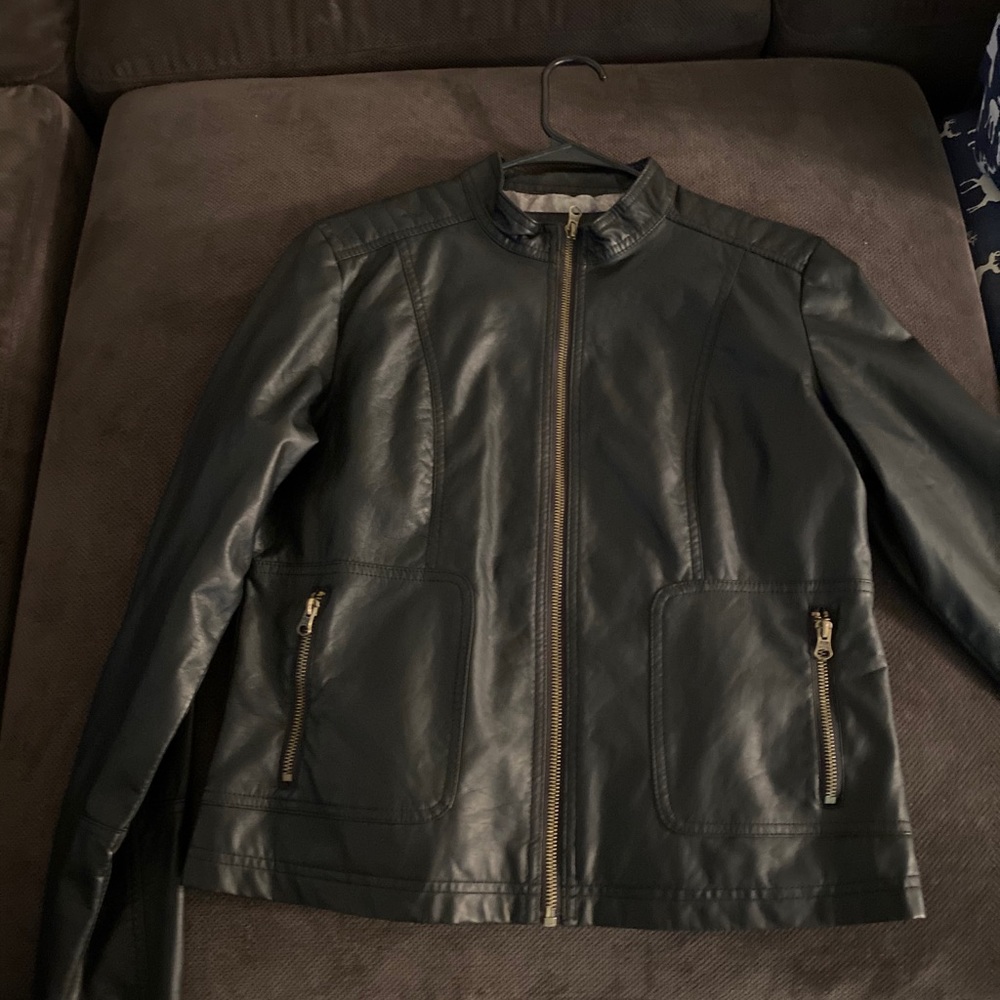 Leather jacket - Picture 2 of 2